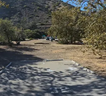 Leo Carrillo site 32, 360 photo: similar open layout to its neighbour