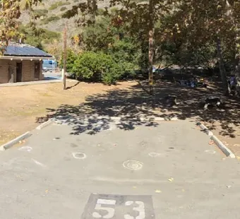 Leo Carrillo site 53, 360 photo: restroom building sits straight across from the pad