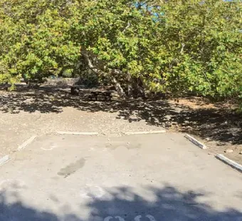 Leo Carrillo site 90, 360 photo: tent pitched on the site to the left