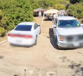Leo Carrillo site 116, 360 photo: two cars parked side by side