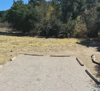 Malibu Creek site 25, 360 photo: open meadow behind