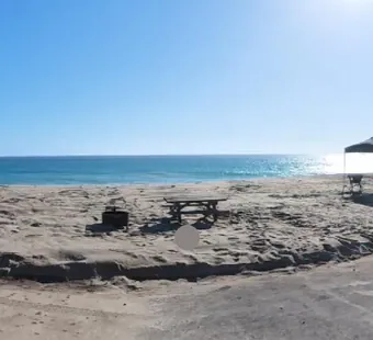 Thornhill Broome site 12, 360 photo: table and ring out front, near the high-tide line