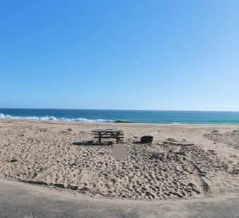 Thornhill Broome site 40, 360 photo: table and ring out front
